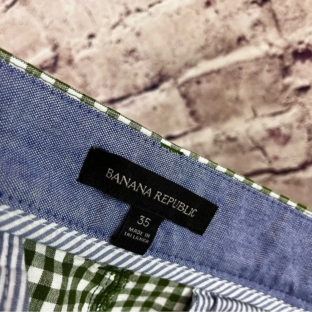 Banana Republic Green Check Flat Front Chino Shorts
